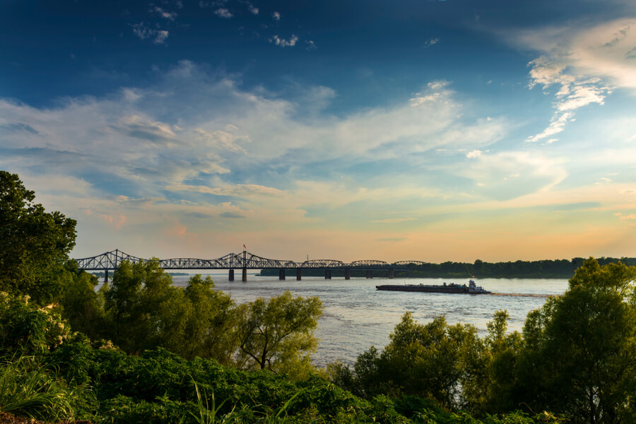 Vicksburg Bridge in Vicksburg at sunset